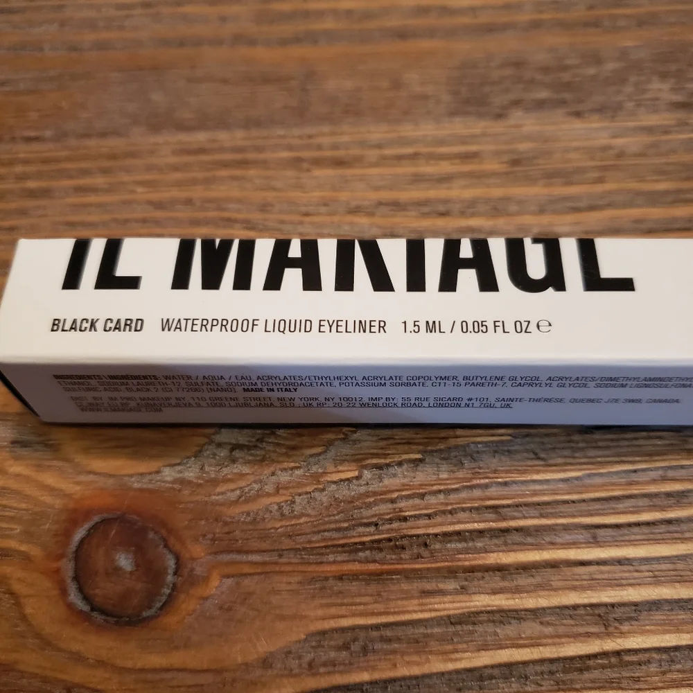 Il MAKIAGE Black card liquid eyeliner